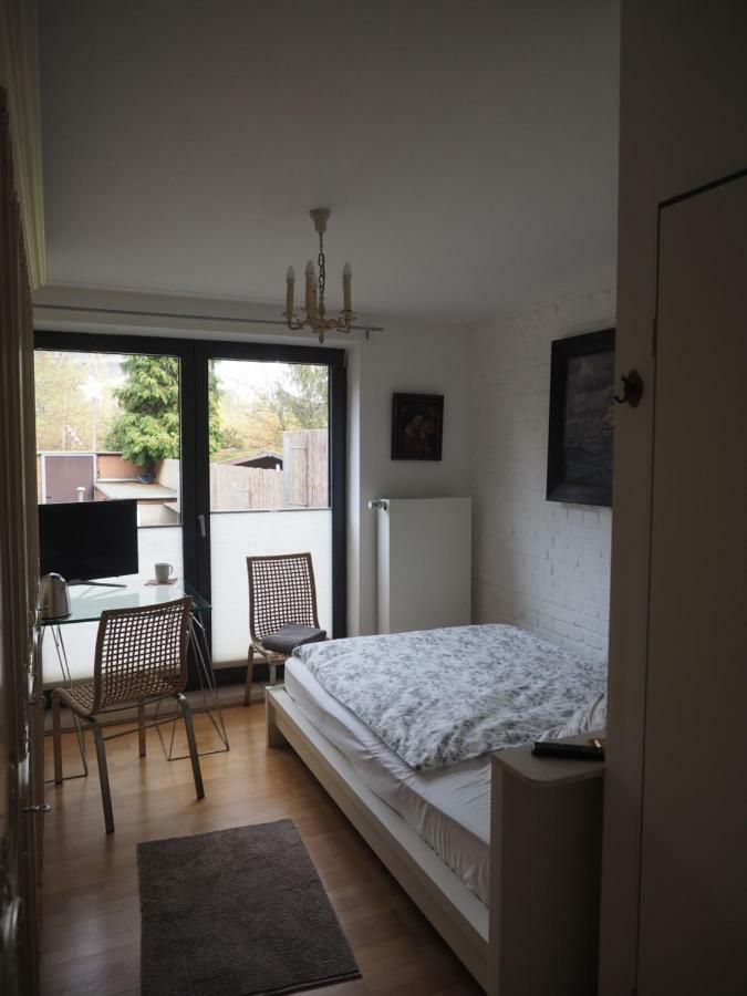 Habitación en casa particular B8 - Just A Private Düsseldorf