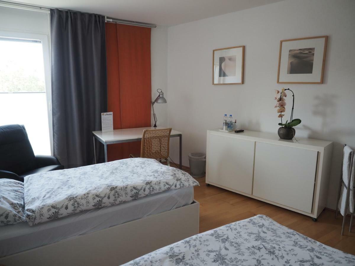 B8 - Just A Private Habitación en casa particular Düsseldorf